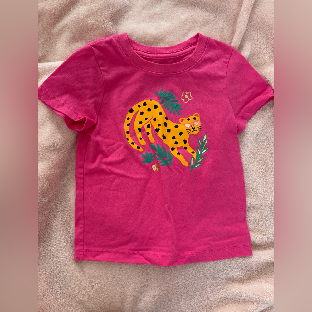 Pink toddler T-Shirt with Leopard Design